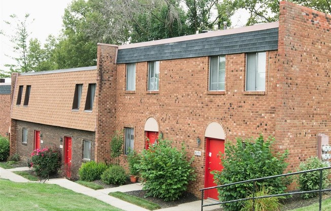 Shadow Hill Apartment Building