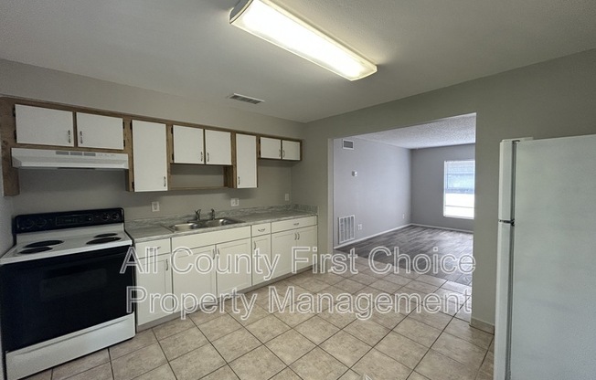 800 TROTTER RD