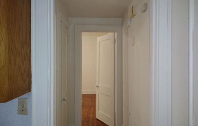 1805 11 AVE S