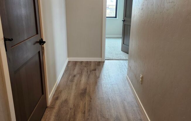 2 beds, 1 bath, 966 sqft, $1,550, Unit 301