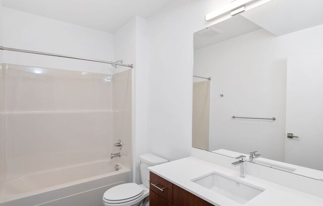 Studio, 1 bath, 303 sqft, $1,675, Unit 211