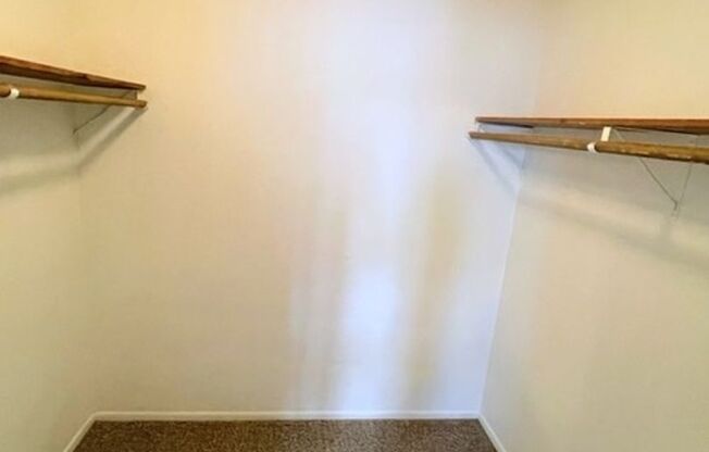 2 beds, 1 bath, $1,450, Unit 1