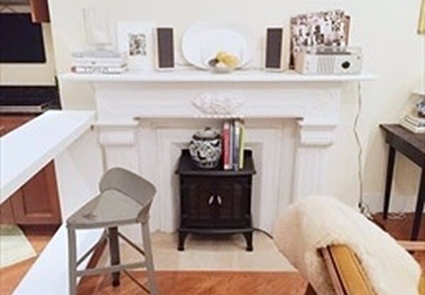 3 beds, 1.5 baths, 1,100 sqft, $5,795, Unit 18