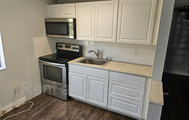 2122 Bradford St. #523