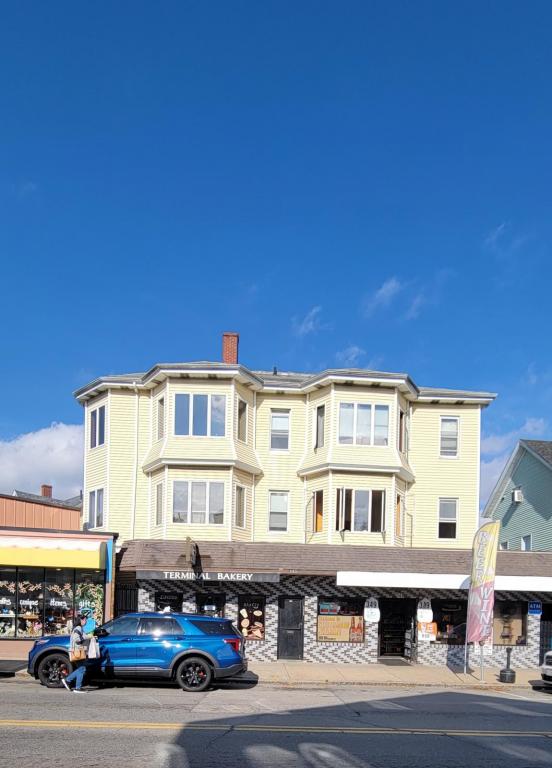 543 S MAIN ST