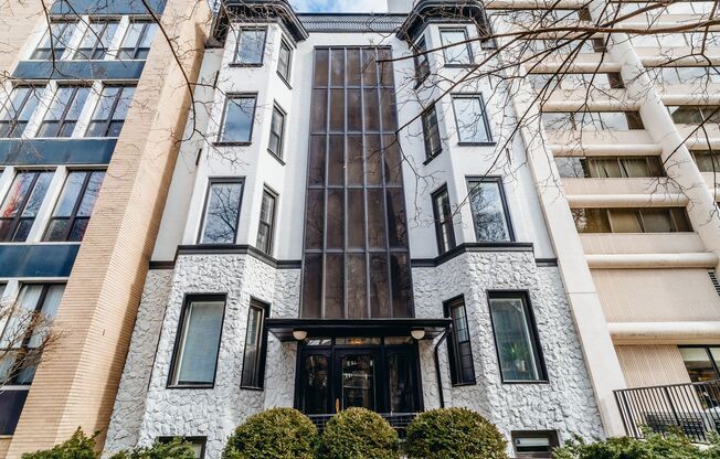 Renovated Gold Coast Apartments