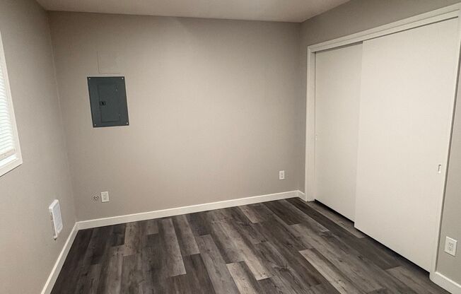 1 bed, 1 bath, 267 sqft, $1,325, Unit 15
