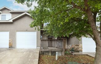 NICE 3 BEDROOM TOWNHOME LOCATED IN SAN ANTONIO, TEXAS!