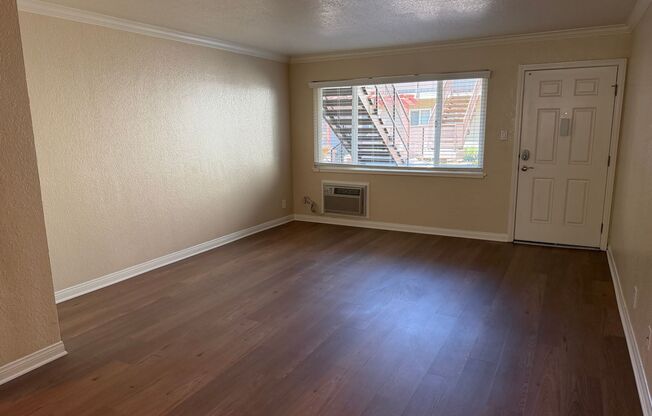 2 beds, 1 bath, 806 sqft, $2,605, Unit 5012D