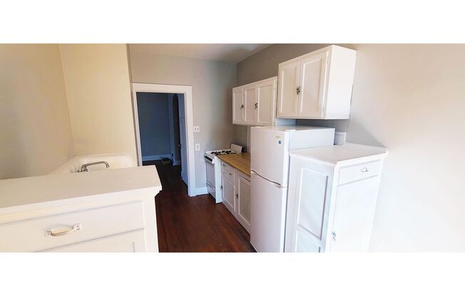 1 bed, 1 bath, 545 sqft, $895, Unit 451-210