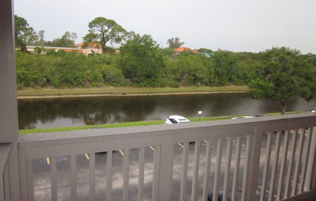 2 bedroom 2 bathroom with washer and dryer in Vantage Point