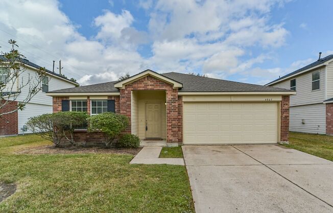 Spacious One-Story Home in Atascocita Meadows!!!