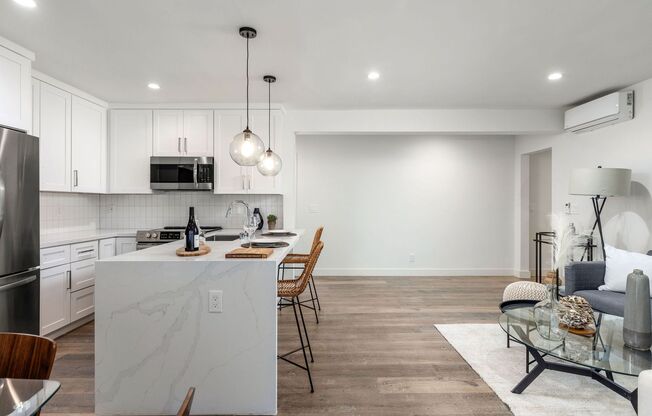 1 bed, 1 bath, 541 sqft, $3,175, Unit Y