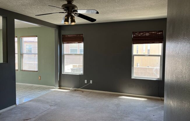 Cozy 3 Bedroom 2 Bathroom Home In The NW!