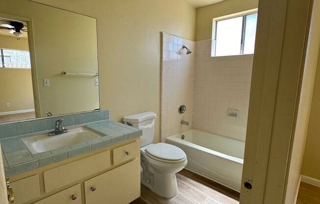 1423 Edgewood Drive