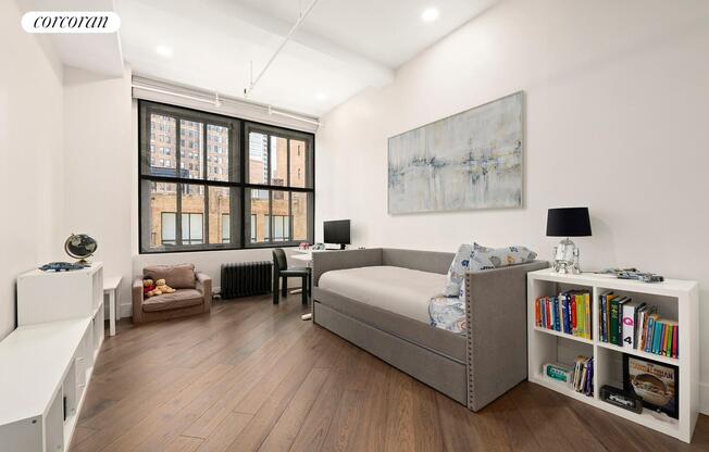 50 W 29 ST