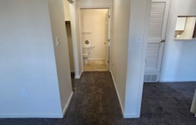 2 beds, 2 baths, 1,080 sqft, $1,209, Unit 40