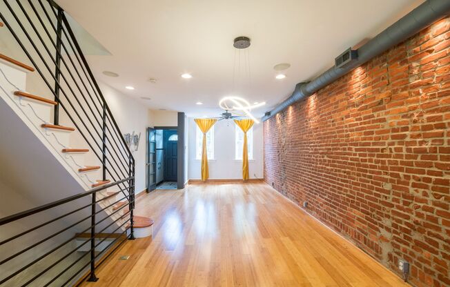 Wonderful East Passyunk Three Bedroom Home