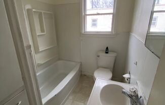 1 bed, 1 bath, $900