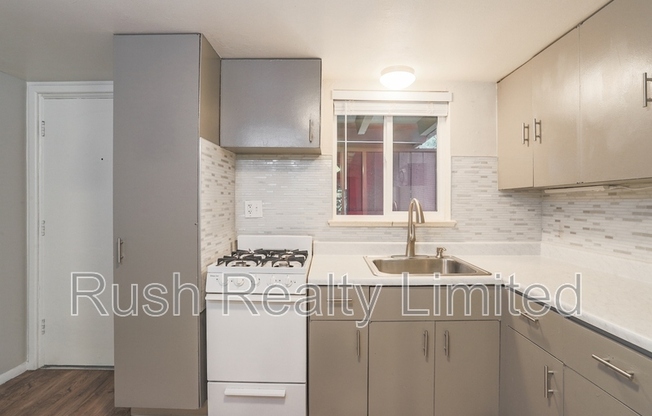 1912 S University Blvd