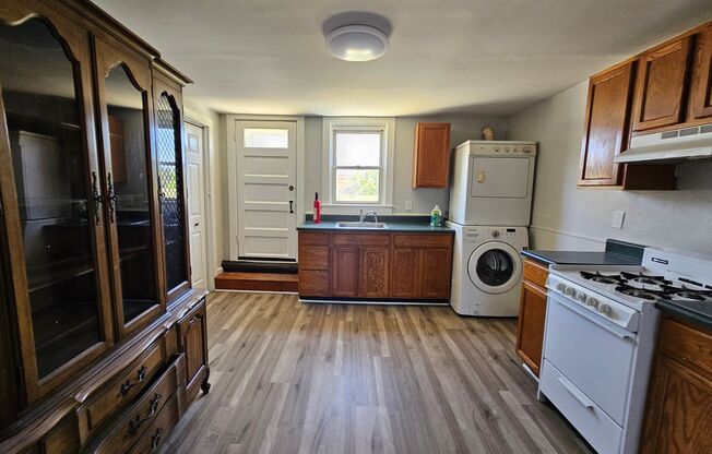 Newly updated 1 bedroom 1 bath apartment for rent