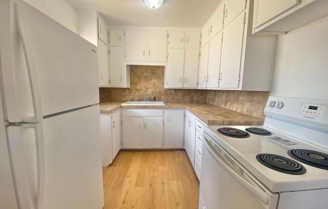 3 bed 1 bath now available