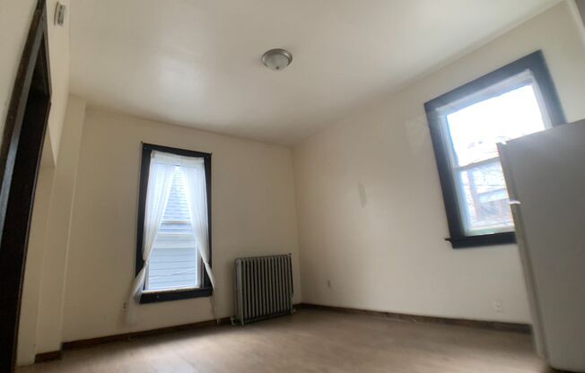 1604 E Kane Pl.
