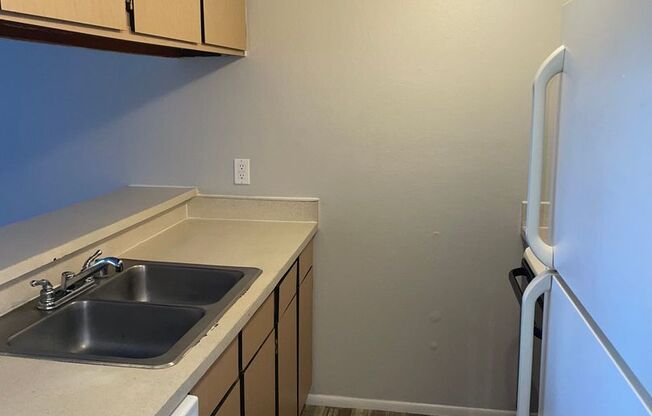 1 bed, 1 bath, 575 sqft, $944, Unit 312