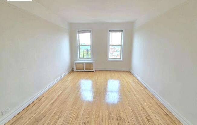 1 bed, 1 bath, $2,700, Unit 51C