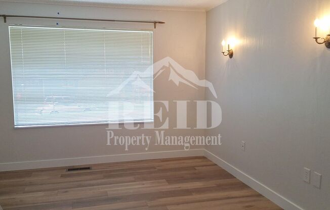 East Bremerton Rambler - 3 Bed 1 Bath with Garage and Carport Parking