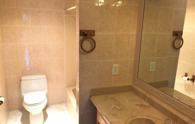 2 beds, 2 baths, 1,055 sqft, $2,400, Unit 318