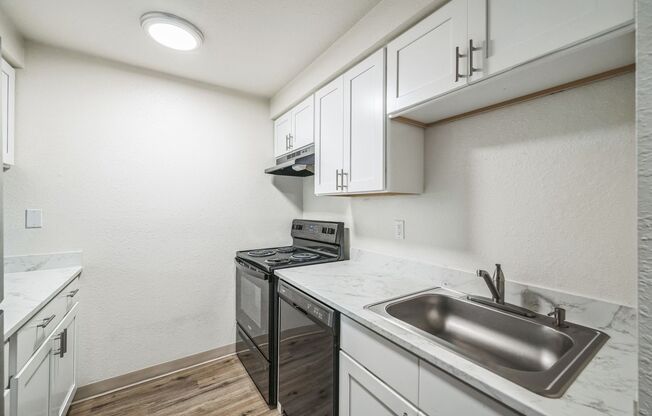 1 bed, 1 bath, 750 sqft, $1,295, Unit 28