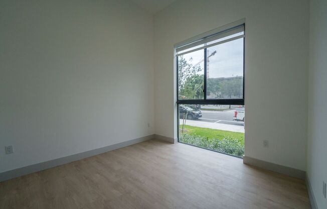 2 beds, 2 baths, 995 sqft, $3,895, Unit 105