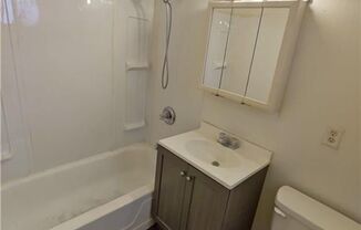 1 bed, 1 bath, $775