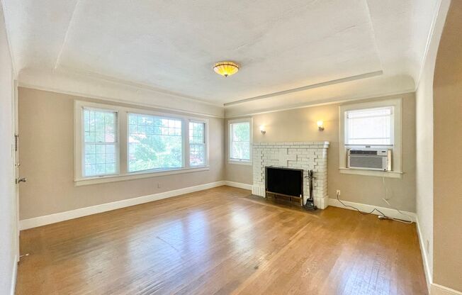 1039 33rd Street