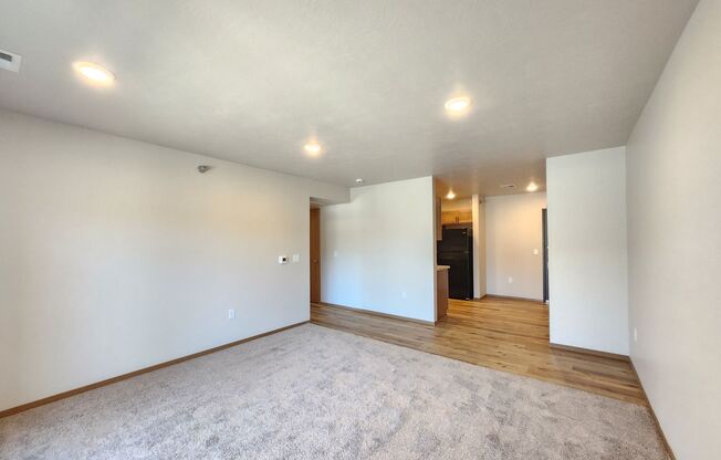1 bed, 1 bath, 756 sqft, $1,025, Unit 102