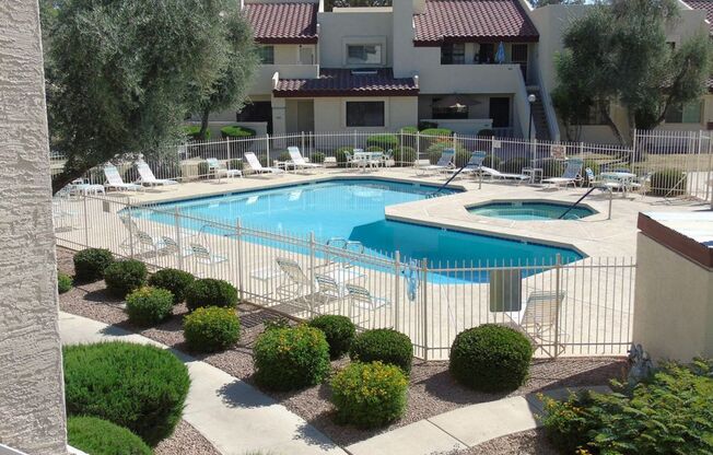 Fantastic 2bdrm condo Union Hills and 19th ave