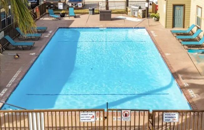 1 bed, 1 bath, 650 sqft, $984, Unit 0133