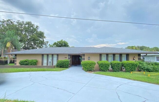 2514 TUSCARORA TRL