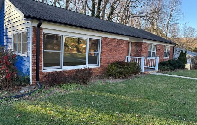 East AVL - Three Bedroom, 3 Bathroom Brick Ranch with bonus space!