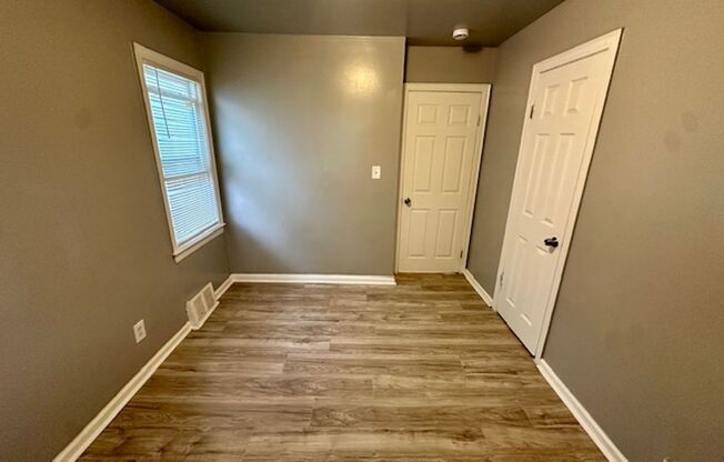 Nicely Updated 3 Bedroom 1 Bath Welcome Section 8