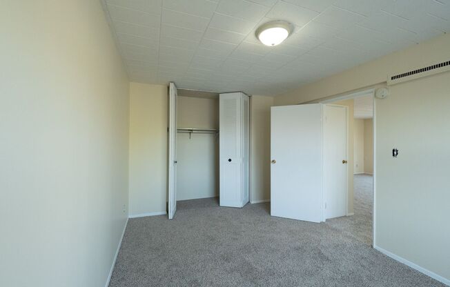 1 bed, 1 bath, 600 sqft, $970, Unit 409