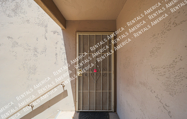5035 N 17 AVE