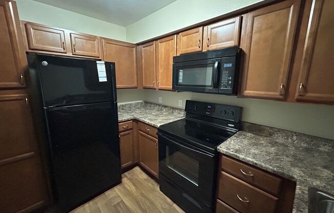 1 bed, 1 bath, 784 sqft, $1,175, Unit 7600209