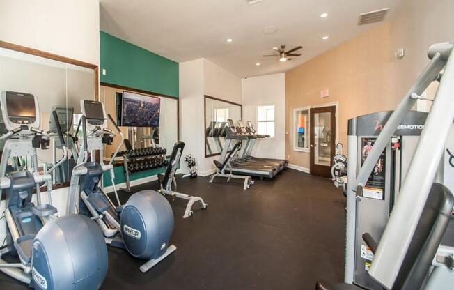 Modern Fitness Center at Waterford Place Apartments, Tennessee, 38125