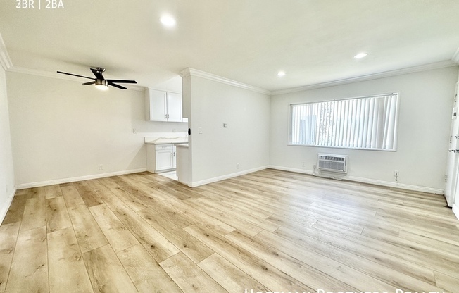 6025 WHITSETT AVE