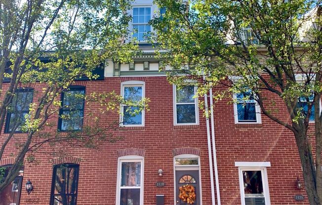 Captivating 3Bedroom Brick Townhome in Historic Federal Hill