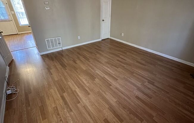 2 Bedroom 2.5 Bathroom!