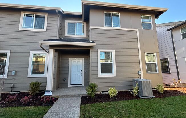 Brand New 5 Bedroom Home in Tigard!