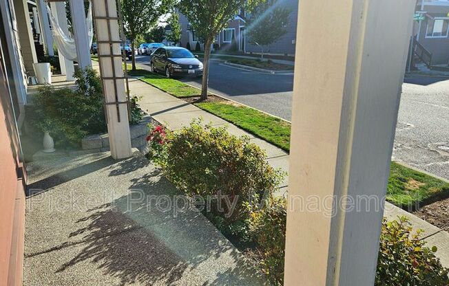 1032 MAGNUSON WAY